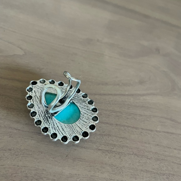 Turquoise & silver ring - Picture 2 of 3